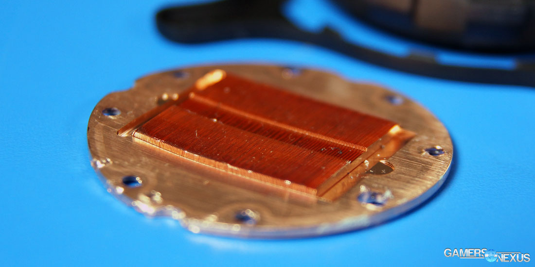 nzxt-kraken-x42-tear-2