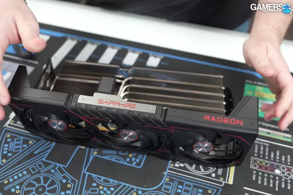 Sapphire RX 9070 XT Pulse Tear Down